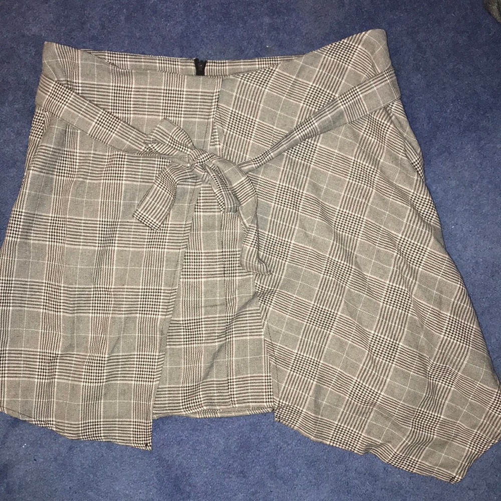 ✨plaid mini skirt ✨